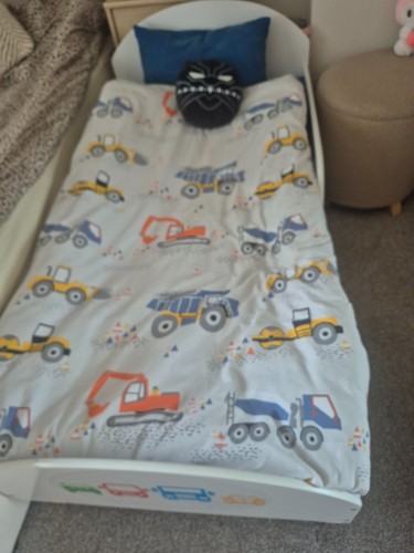 Cars theme toddler bed with